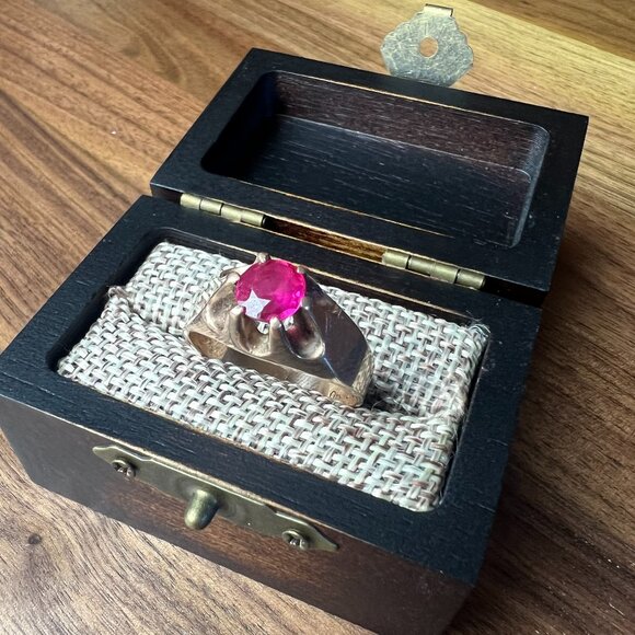 10k gold ruby ring made by ostby barton jewelry company. Size 10.5 - Picture 1 of 10
